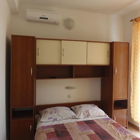 Studio Apartments Marija With Private Parking ماكارسكا المظهر الخارجي الصورة